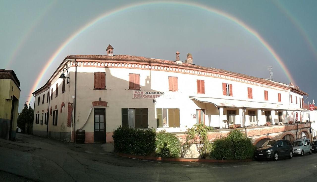 Locanda Italia Serralunga d'Alba Εξωτερικό φωτογραφία